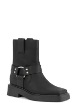 Vagabond Shoemakers Eyra Engineer Boot In Offblack