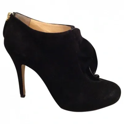 Pre-owned Valentino Garavani Ankle Boots In Black