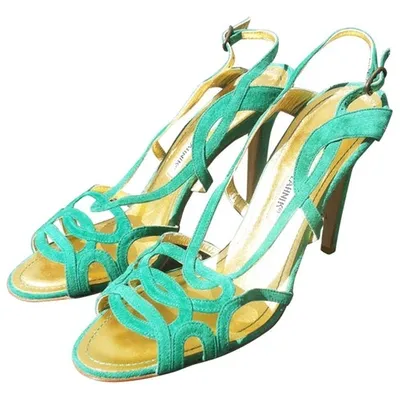 Pre-owned Manolo Blahnik Green Suede Heels