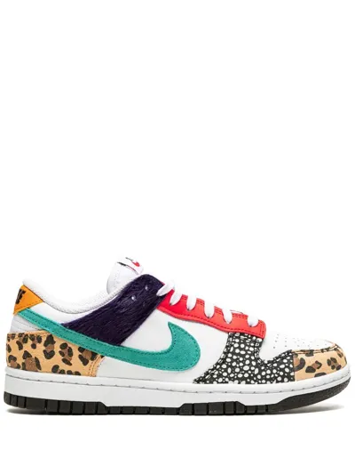 Nike Dunk Low Se "safari Mix" Sneakers In White