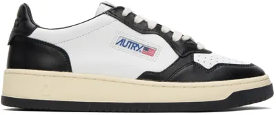 Autry Medalist Low Sneakers In White Black Leather