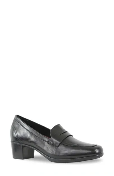 Munro Ellis Penny Loafer Pump In Black