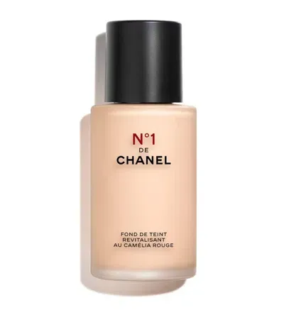 Chanel N°1 De  Revitalizing Foundation In White