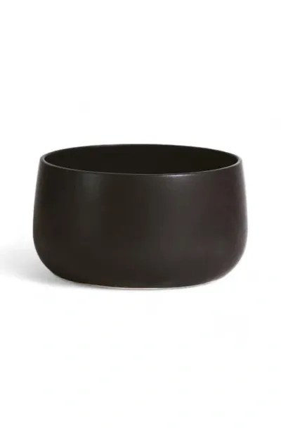 Gharyan Stoneware Stoneware Serving Bowl In Black