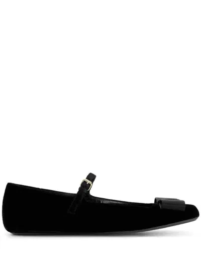 Giambattista Valli Bow-embellished Velvet Ballerina Shoes In Black