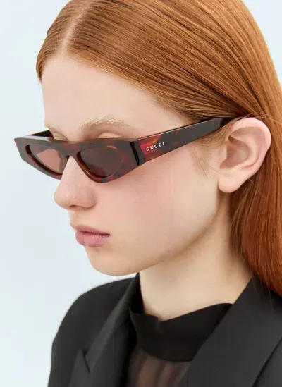 Gucci Cat-eye Frame Sunglasses In Red