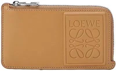 Loewe Logo Patch Zipped Cardholder In Brown