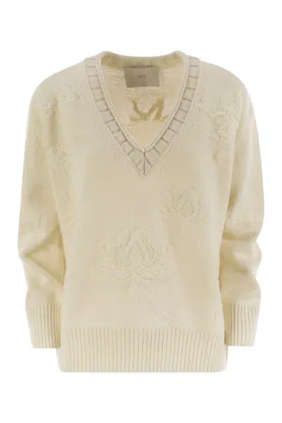 Vanisé Wool And Cashmere-blend Sweater With Workmanship In Yellow