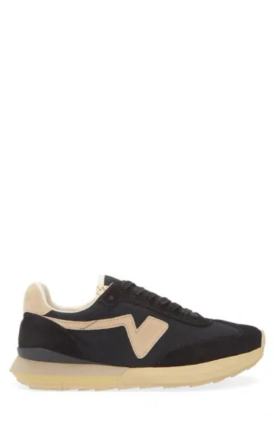 Visvim Fkt Runner Sneaker In Black