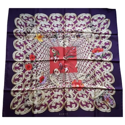 Pre-owned Gucci Silk Handkerchief In Purple