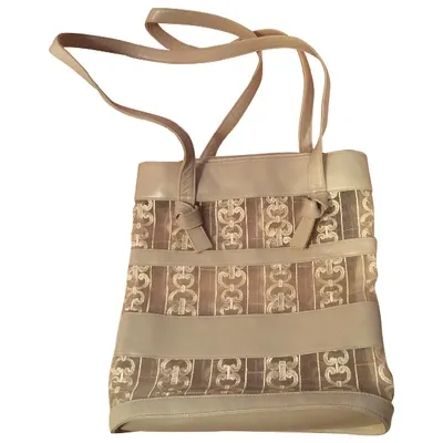 Pre-owned Bruno Magli Tote In Ecru