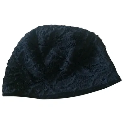 Pre-owned Giorgio Armani Wool Beanie In Black