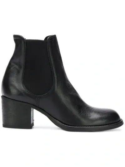 Strategia Olivin Ankle Boots In Black