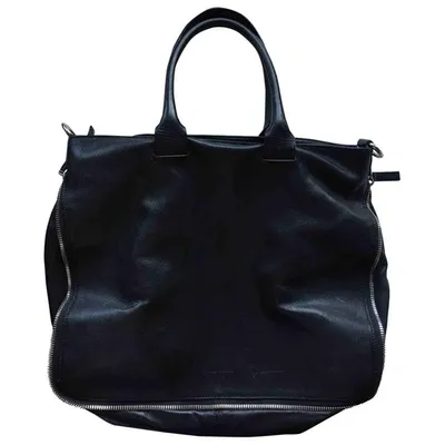 Pre-owned Costume National Leather Crossbody Bag In Black