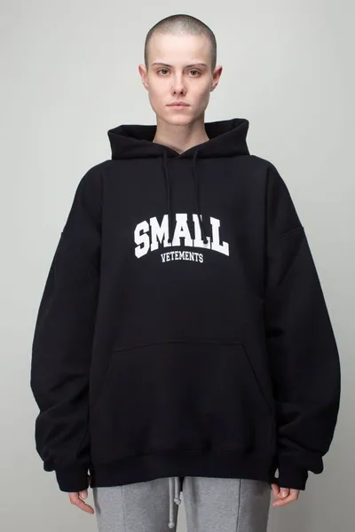 Vetements Small Hoodie In Nero