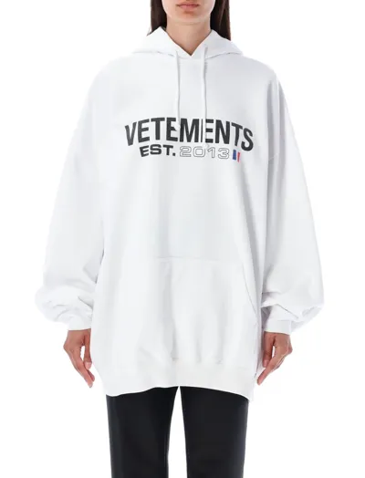 Vetements Logo Printed Drawstring Hoodie In White